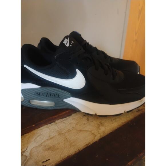 Nike Shoes - Size 8.5 - Nike Air Max Excee Black W